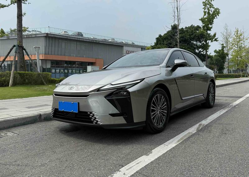 Lexus ES, 2026 — купить в Ижевске под ключ