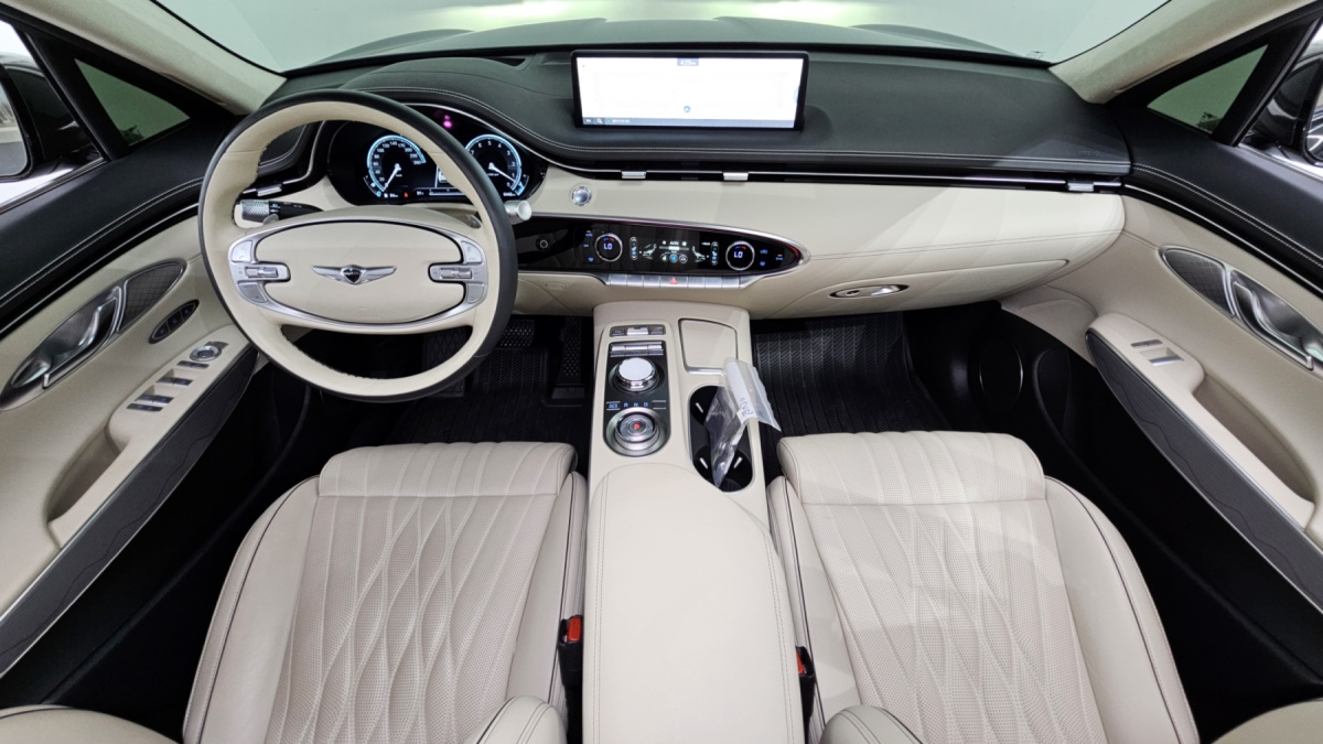 Genesis GV70, 2024 — фото 7 из 12