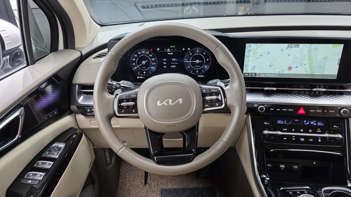 Kia Carnival, 2023 — фото 12 из 12