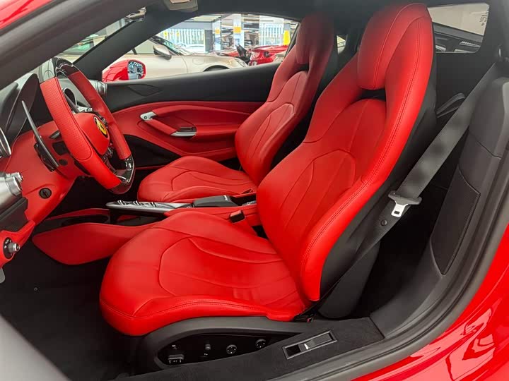Ferrari F8, 2021 — фото 5 из 9
