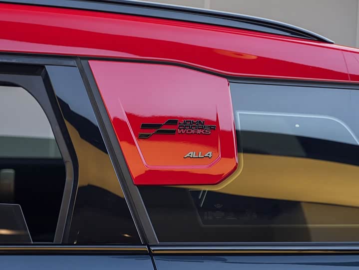 Mini Countryman JCW, 2024 — фото 7 из 9