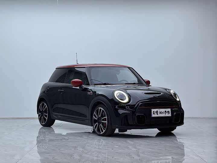 Mini Mini JCW, 2022 — купить в Чебоксарах под ключ