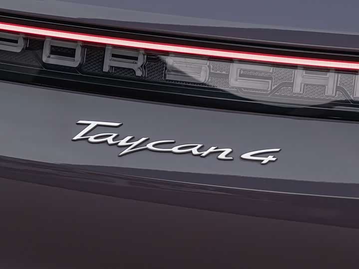 Porsche Taycan, 2024 — фото 9 из 9