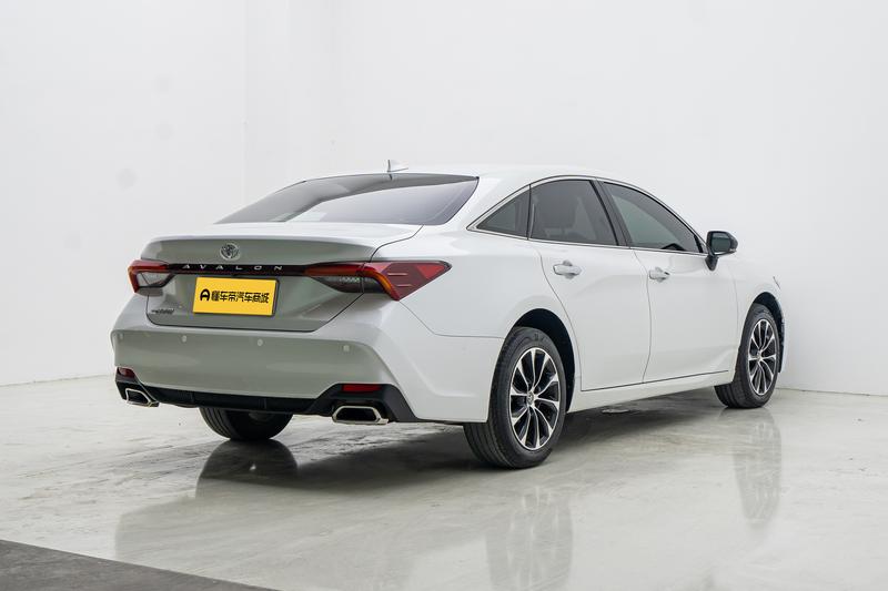 Toyota Avalon, 2022 — фото 7 из 12