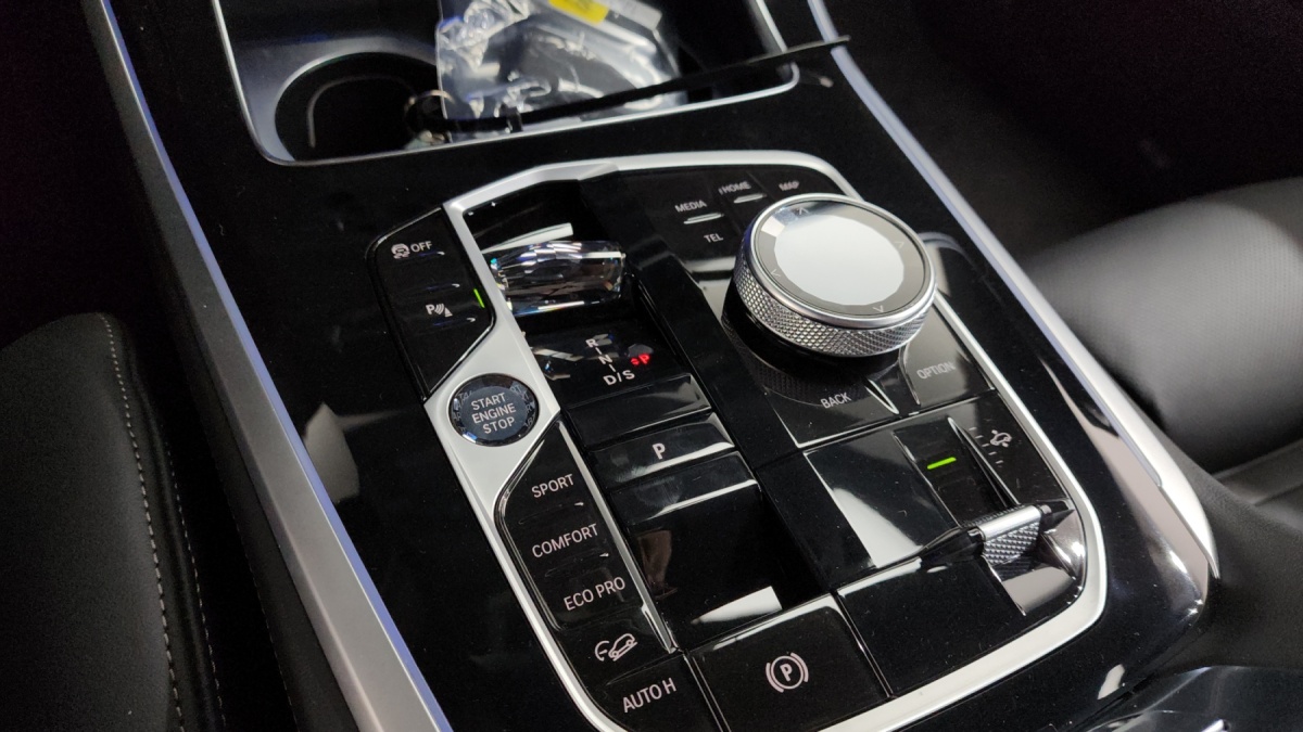 BMW X5, 2025 — фото 8 из 12