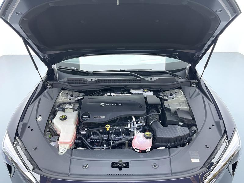 Buick Electra L7, 2025 — фото 12 из 12