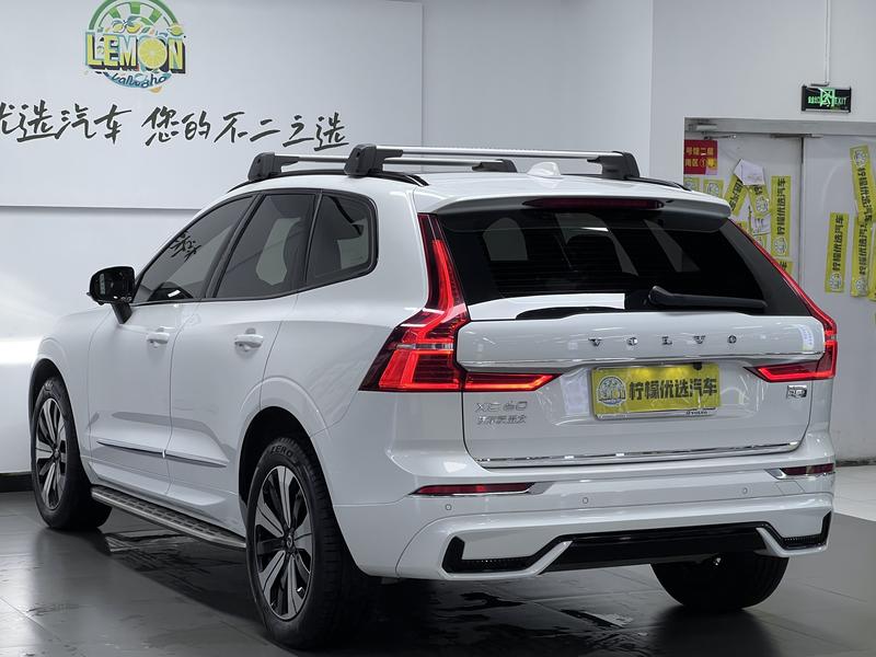 Volvo XC60, 2023 — фото 5 из 12