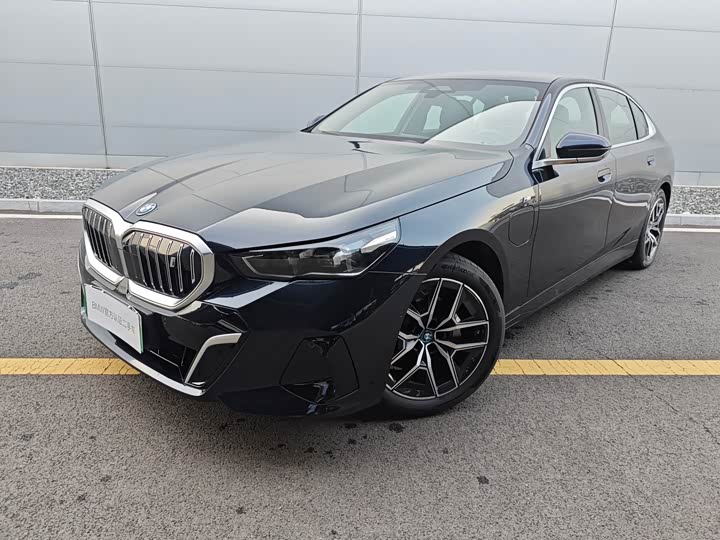 BMW i5, 2025 — купить в Тольятти под ключ