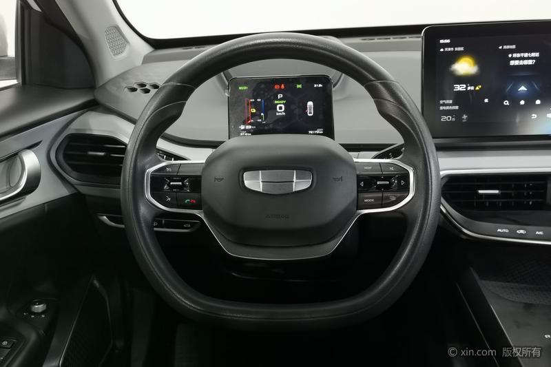 Geely Geometry A, 2022 — фото 10 из 12