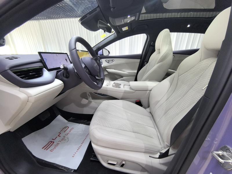 BYD Seal 06 GT, 2026 — фото 11 из 12