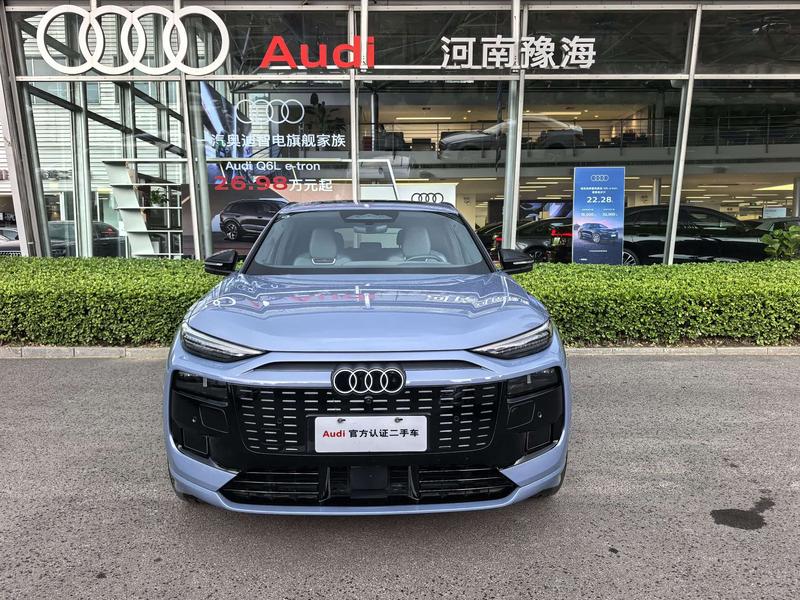 Audi Q6L e-tron, 2025 — фото 2 из 9