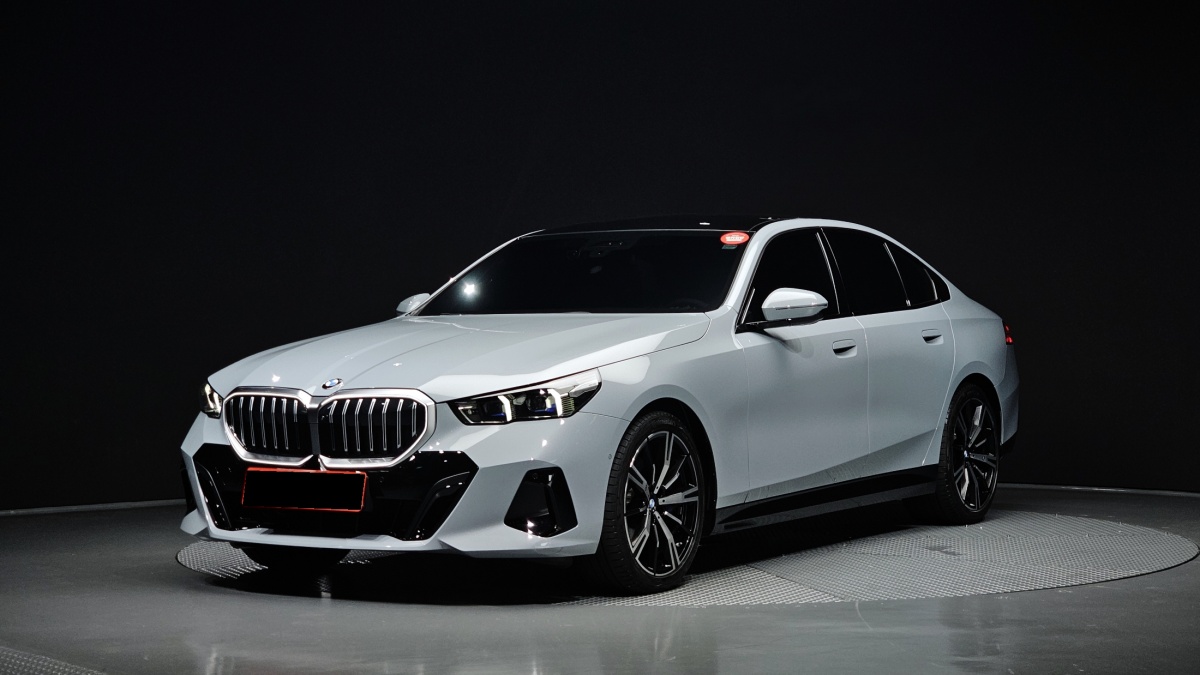 BMW 5 Series, 2025 — купить в Санкт-Петербурге под ключ