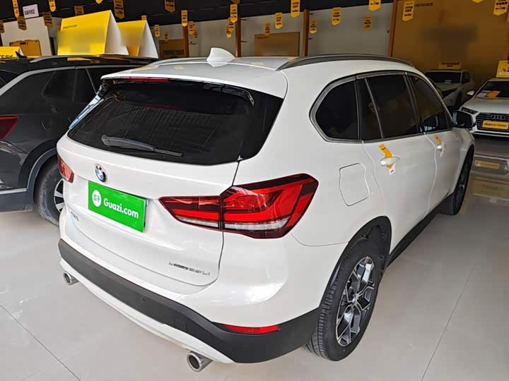 BMW X1, 2021 — фото 7 из 9