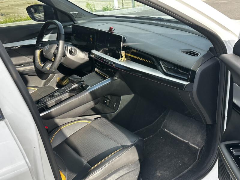 MG Motor 5 Scorpio, 2022 — фото 7 из 11