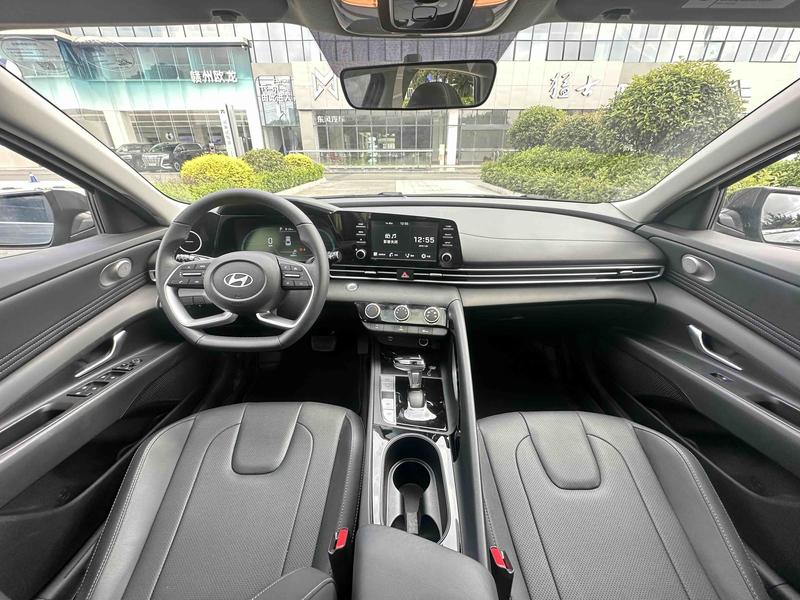 Hyundai Elantra N line, 2024 — фото 7 из 10