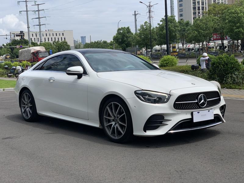 Mercedes-Benz E-Class, 2023 — фото 3 из 12