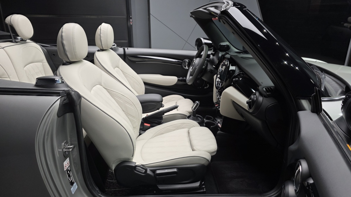 Mini Cooper Convertible, 2023 — фото 11 из 12