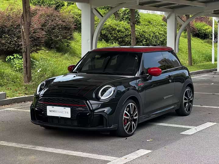 Mini Mini JCW, 2022 — купить в Саратове под ключ