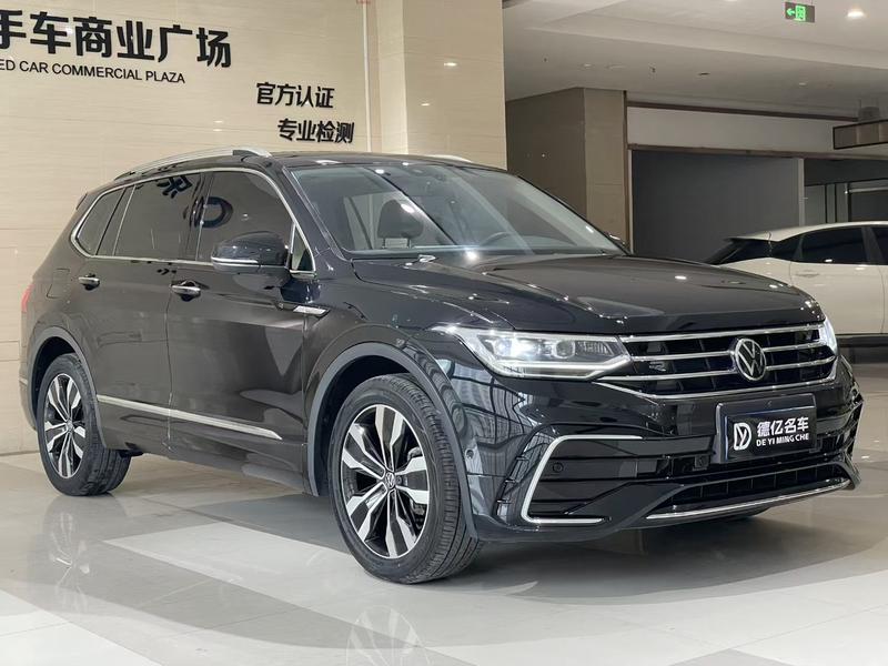 Volkswagen Tiguan L Pro, 2023 — фото 3 из 9