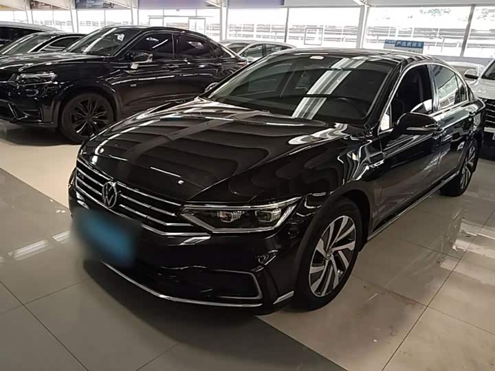 Volkswagen Magotan GTE Hybrid, 2022 — купить в Туле под ключ