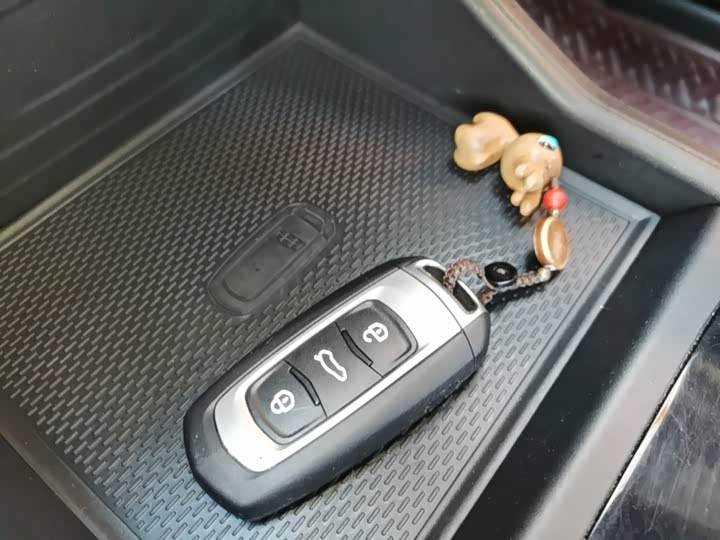 Geely Geometry EX3, 2021 — фото 9 из 9