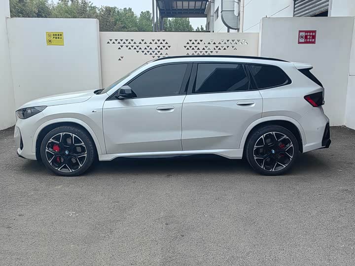 BMW X1, 2025 — фото 3 из 9