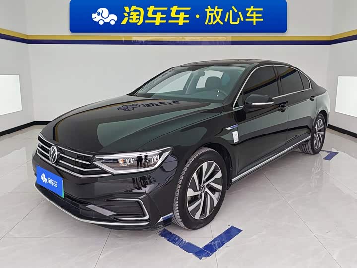 Volkswagen Magotan GTE Hybrid, 2022 — купить в Перми под ключ