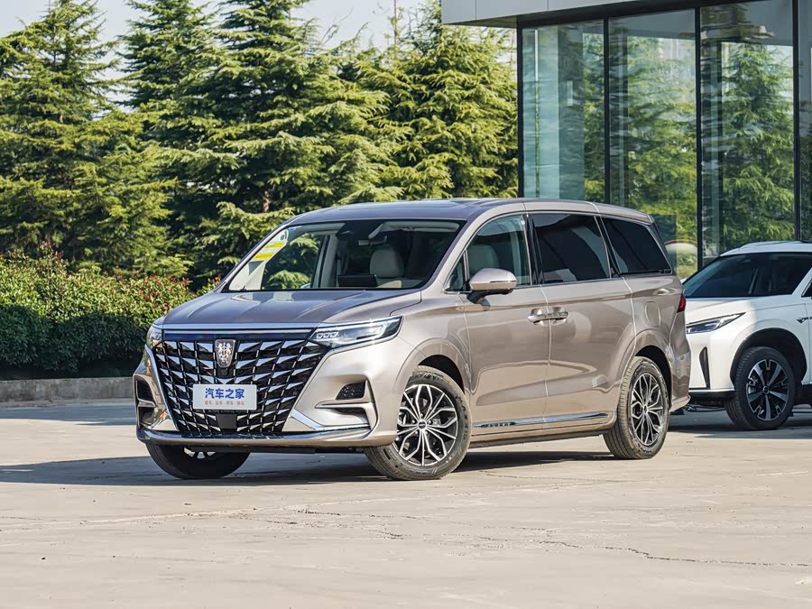 Roewe iMax 8 EV, 2026 — купить в Москве под ключ