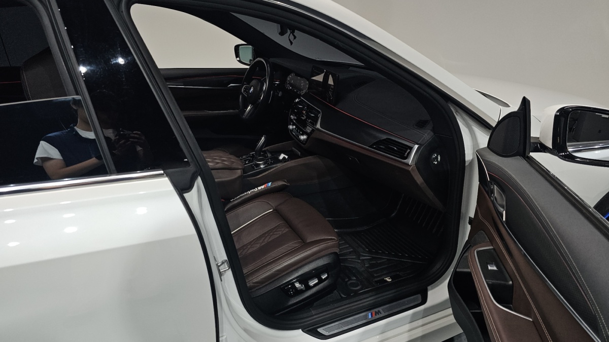 BMW Gran Turismo, 2023 — фото 10 из 12