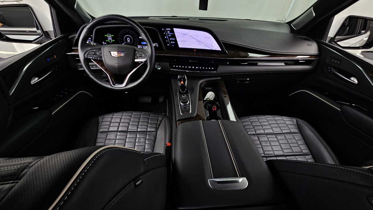 Cadillac Escalade, 2023 — фото 6 из 12