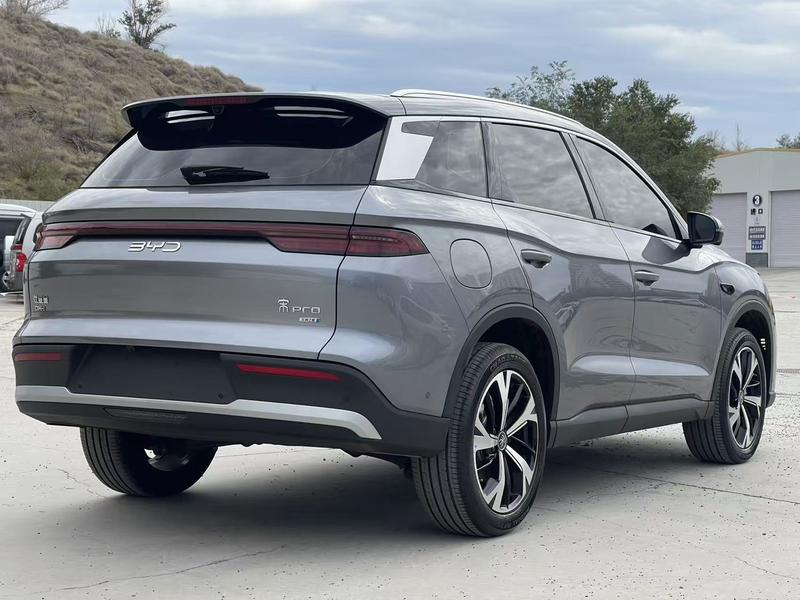 BYD Song Pro Hybrid, 2026 — фото 6 из 11