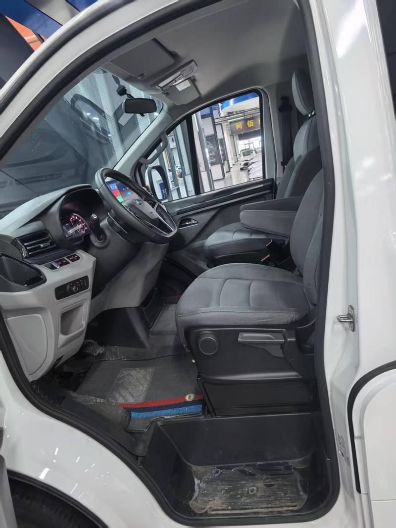 Maxus V70, 2024 — фото 7 из 9