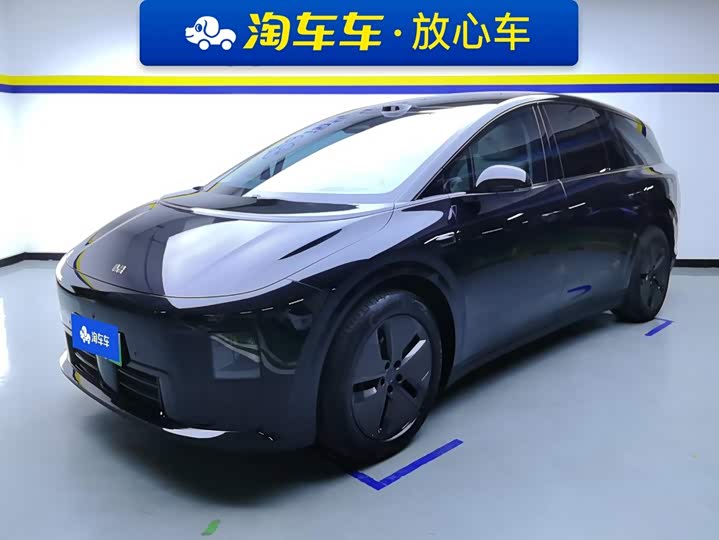 LiXiang i8, 2025 — купить в Казани под ключ