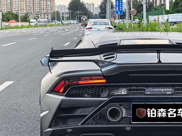 Lamborghini Huracán, 2023 — фото 4 из 7