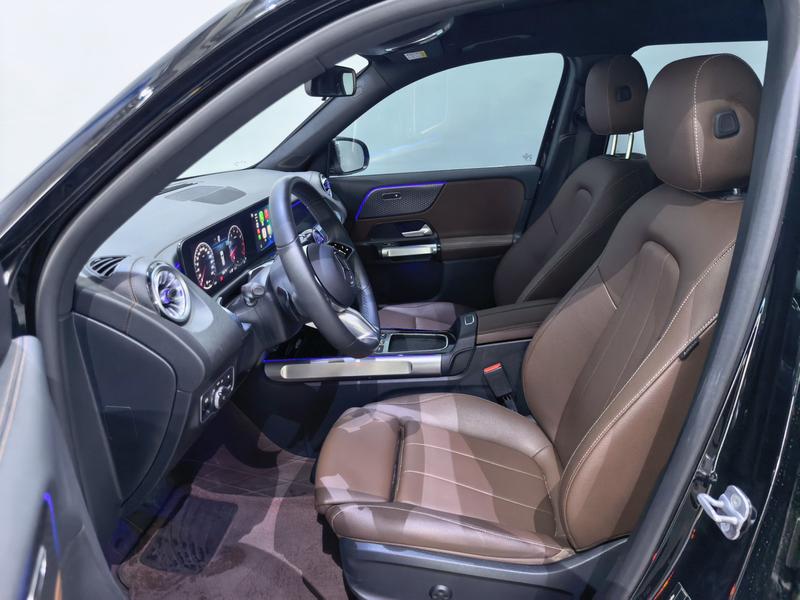Mercedes-Benz GLB-Class, 2025 — фото 10 из 12