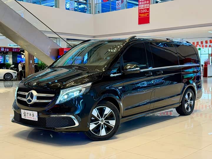 Mercedes-Benz V-Class, 2022 — фото 2 из 9