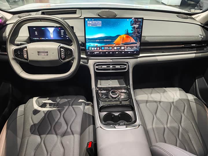 Geely Galaxy A7, 2025 — фото 6 из 9