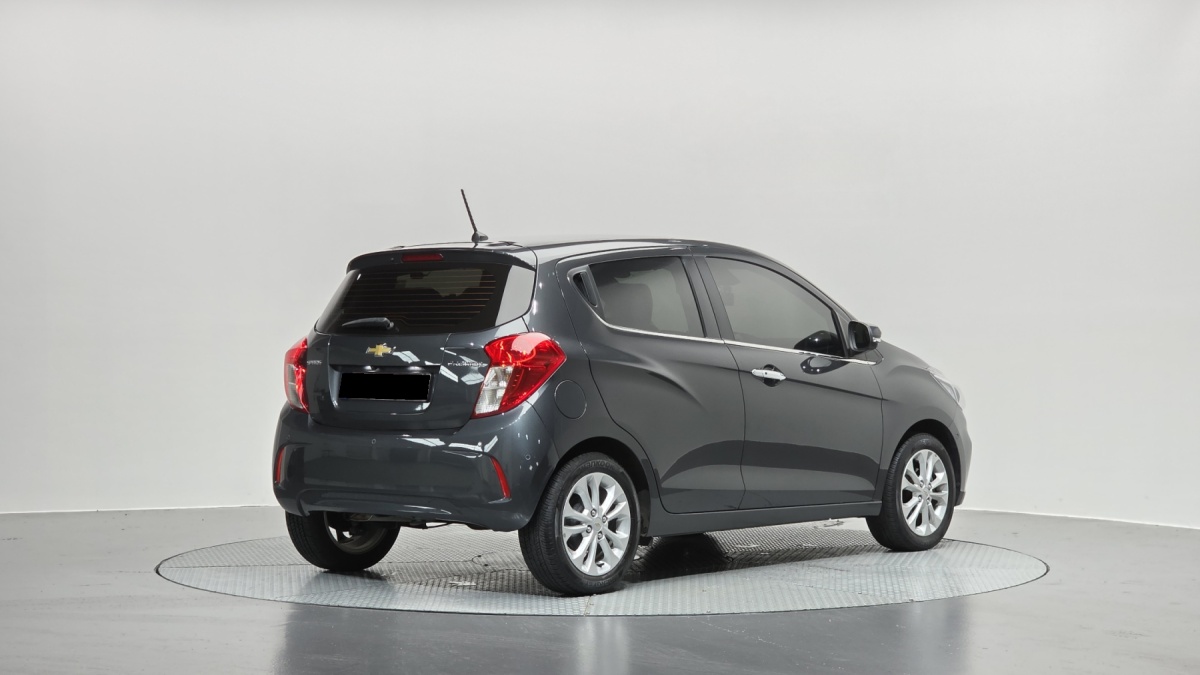Chevrolet Spark, 2022 — фото 2 из 12