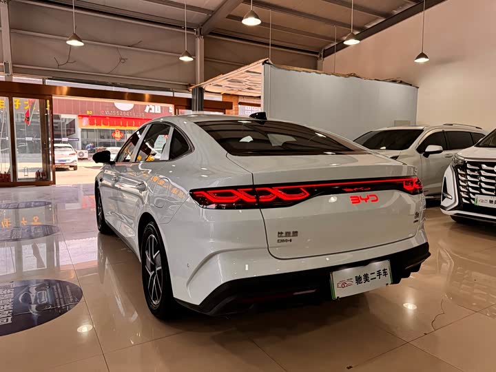 BYD Qin L, 2024 — фото 6 из 9