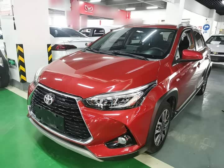 Toyota Yaris L Hatchback, 2022 — фото 2 из 9