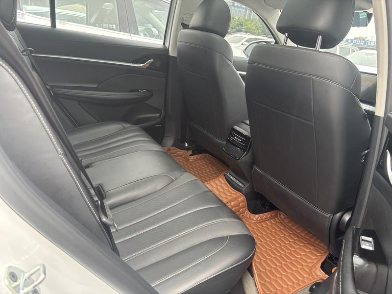 Roewe RX5 Max, 2022 — фото 9 из 12