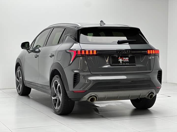 Lynk & Co 06 EM-P Hybrid, 2021 — фото 6 из 9