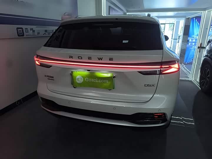 Roewe D5X DMH, 2025 — фото 6 из 9