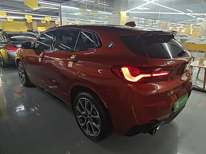 BMW X2, 2022 — фото 5 из 9