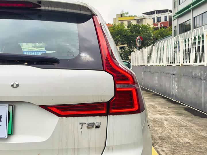 Volvo XC60 Hybrid, 2024 — фото 7 из 9