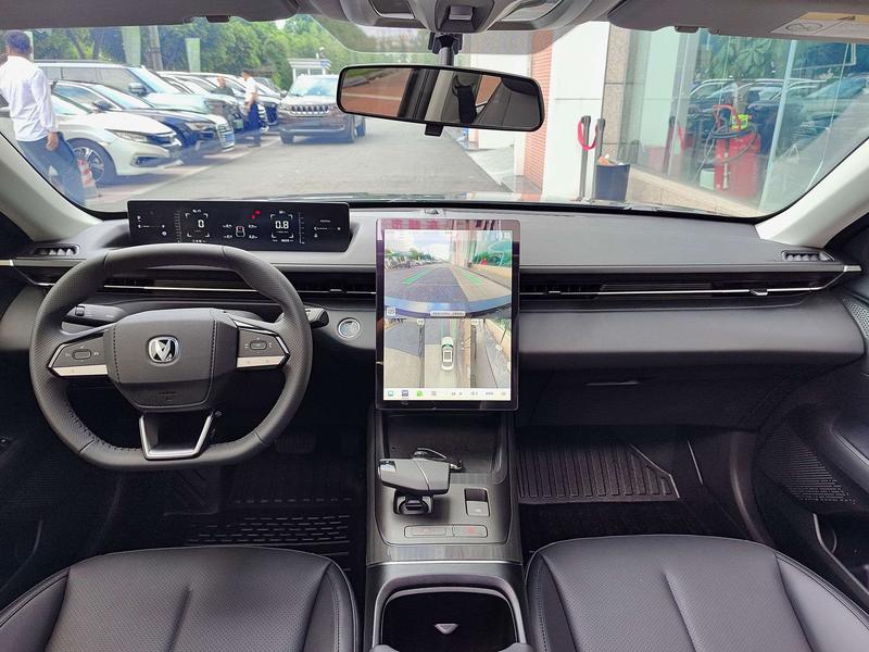 Changan Eado Plus, 2025 — фото 6 из 10