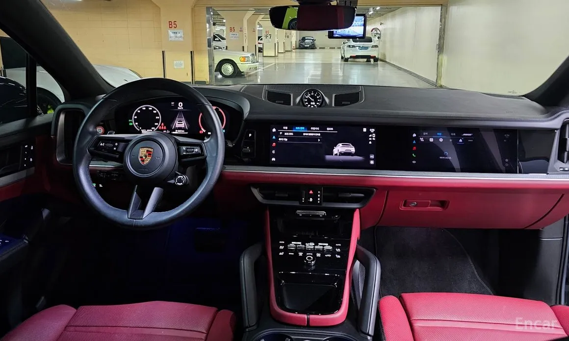 Porsche Cayenne, 2023 — фото 10 из 12
