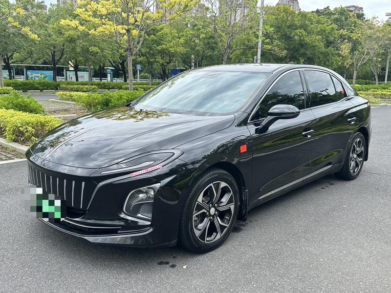 Hongqi E-QM5, 2024 — купить в Белгороде под ключ