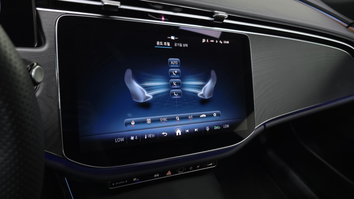 Mercedes-Benz E-Class, 2025 — фото 12 из 12