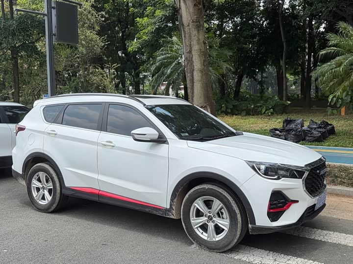 Jetour X70, 2023 — фото 3 из 9